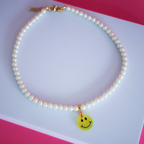 Transparent Yellow Smiley Face Pearl Necklace